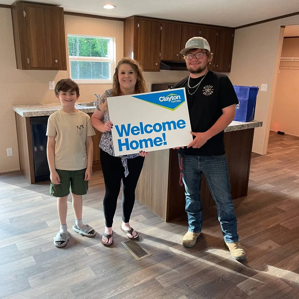 JENNIFER LYNN E. welcome home image