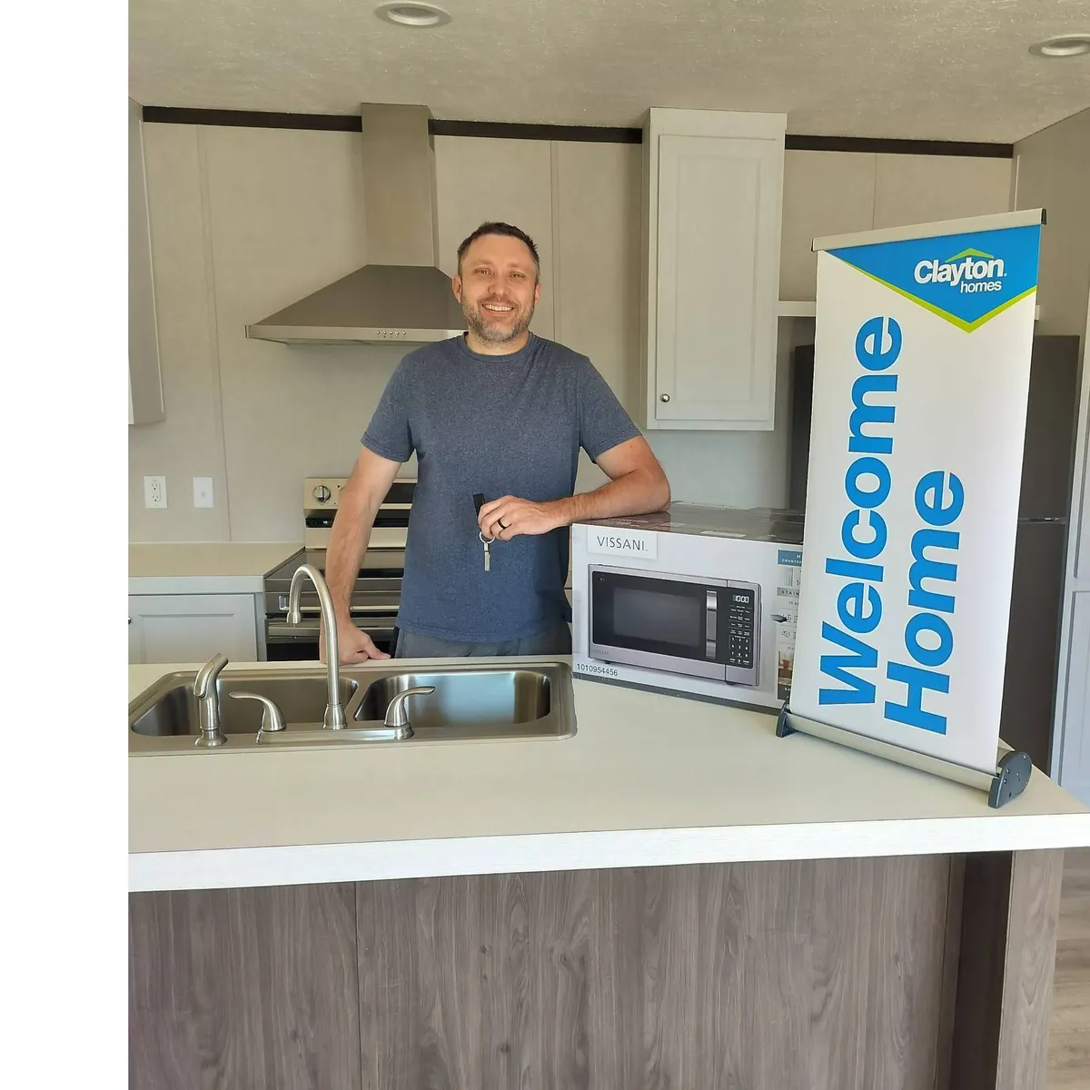 AARON P. welcome home image