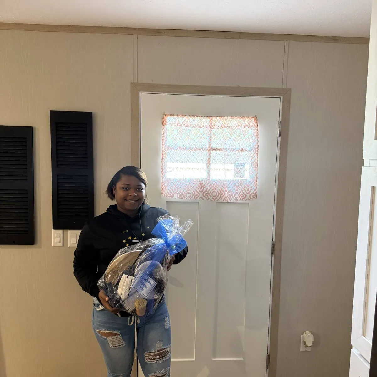JAZMINE F. welcome home image