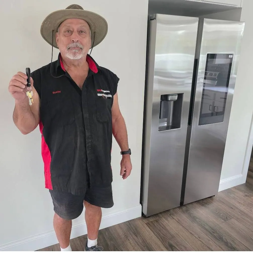 BOBBY M. welcome home image