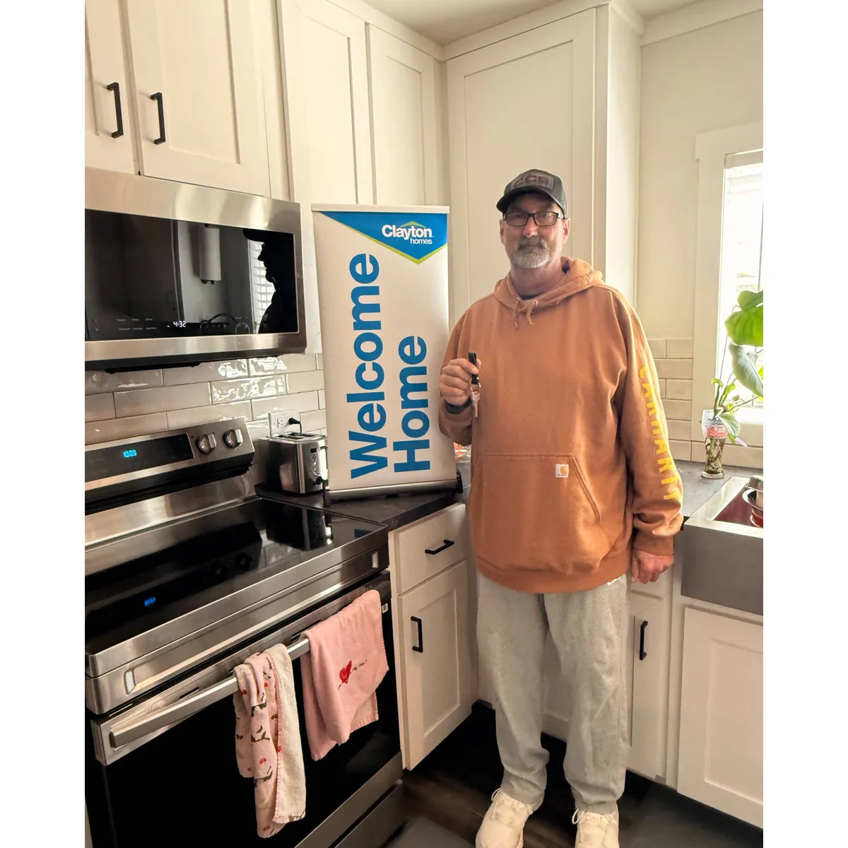 PAUL B. welcome home image