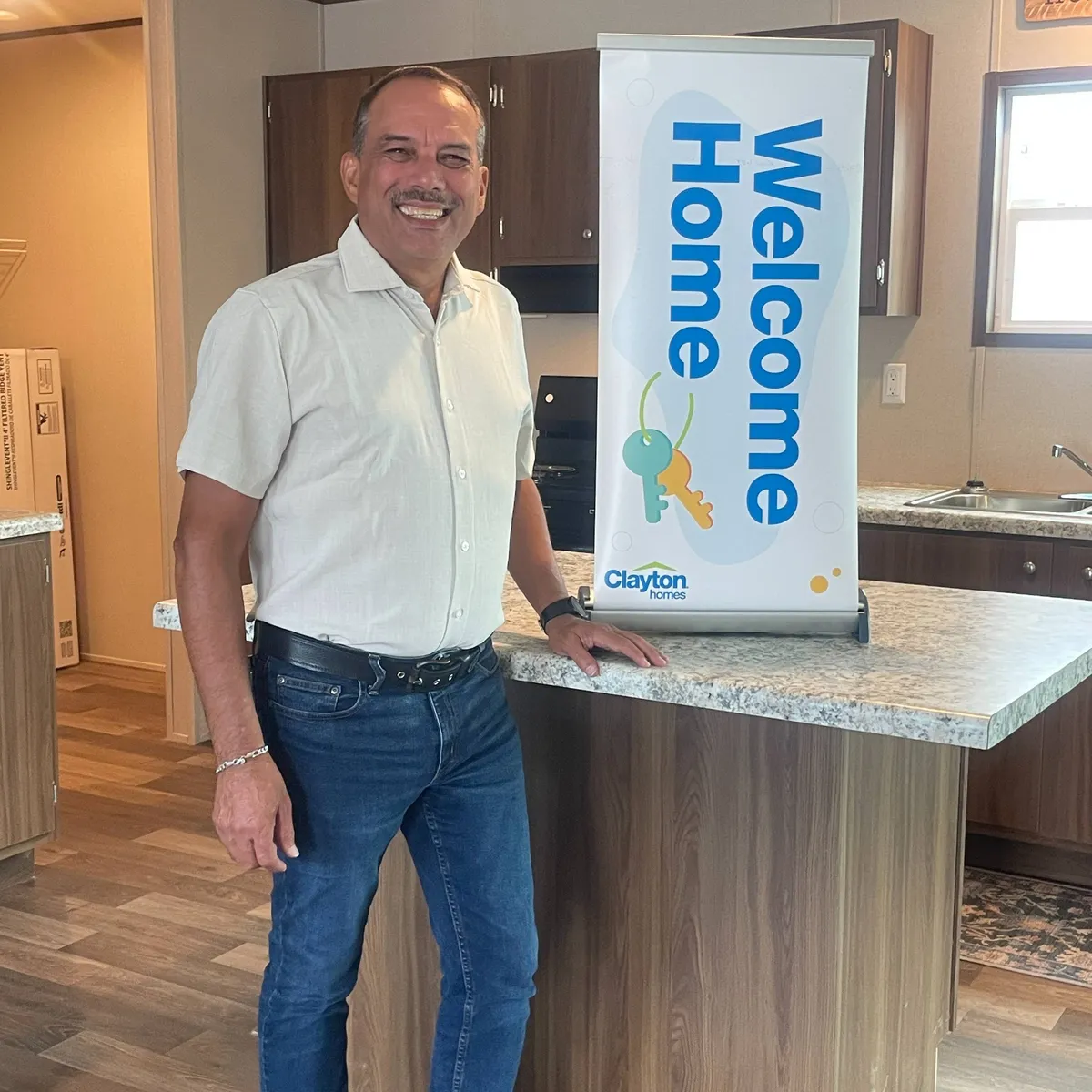 SERGIO G. welcome home image