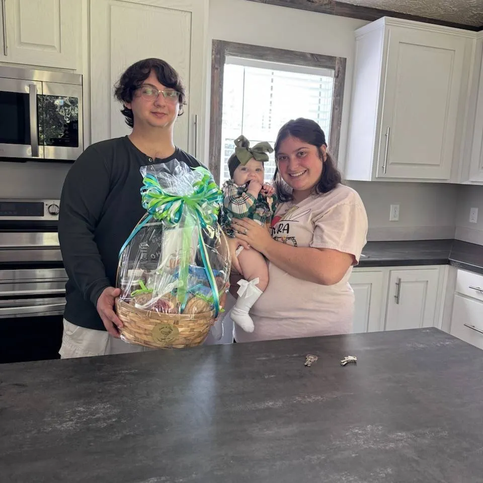 LAURA M. welcome home image