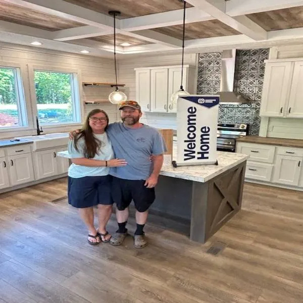 STEPHANIE T. welcome home image