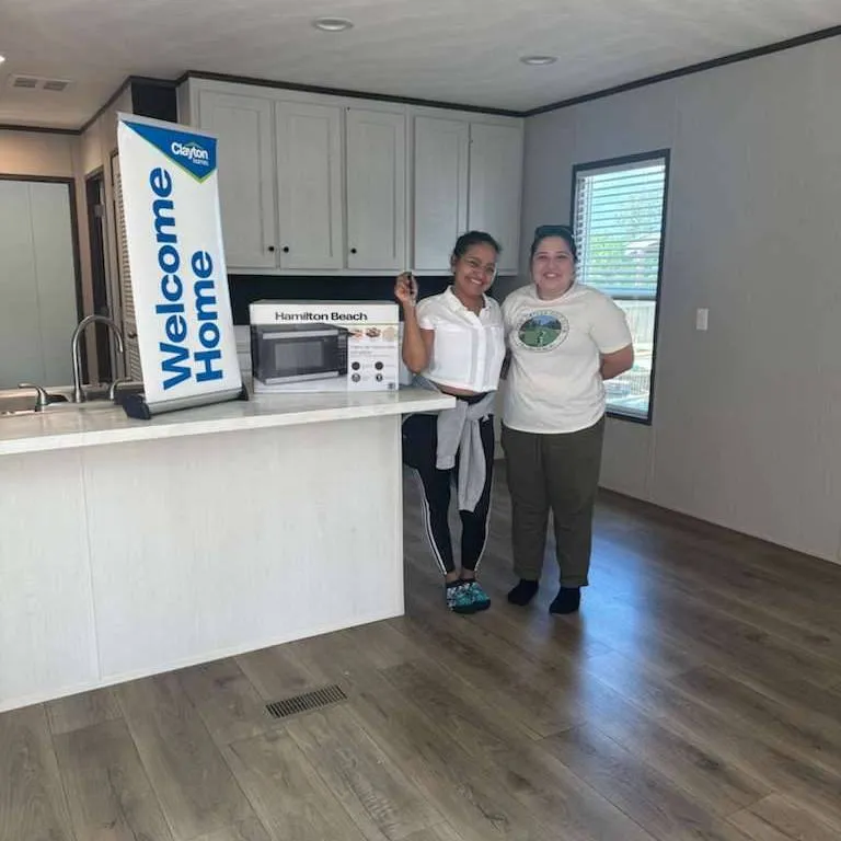 YESSICA G. welcome home image