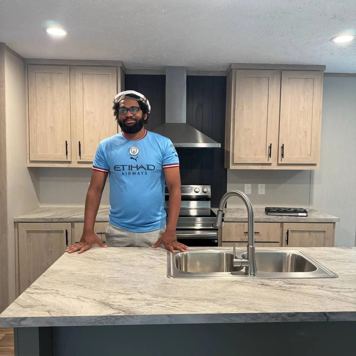 TYLER W. welcome home image