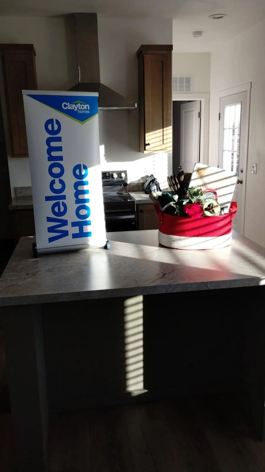 JAKLIN G. welcome home image