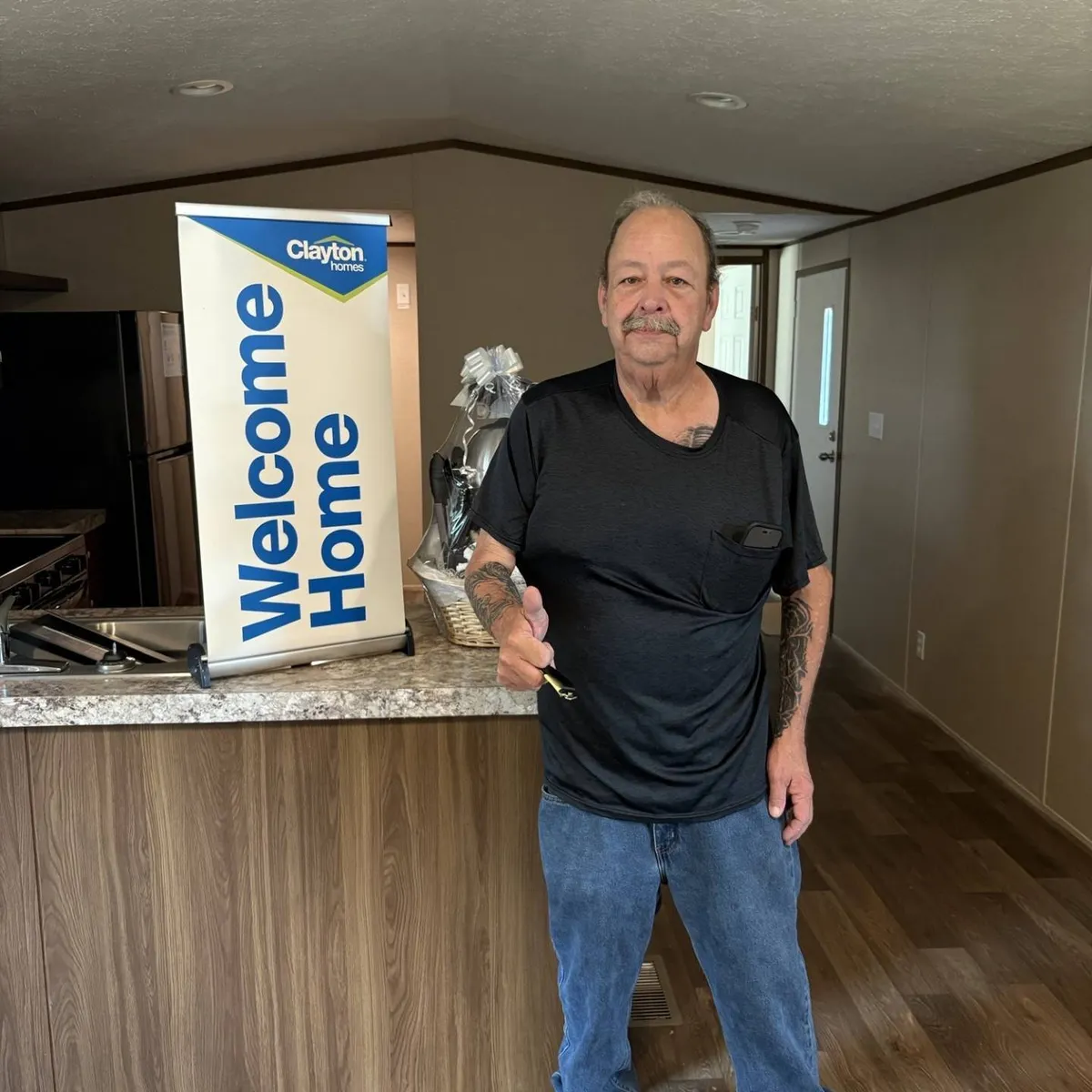 EDDIE Y. welcome home image