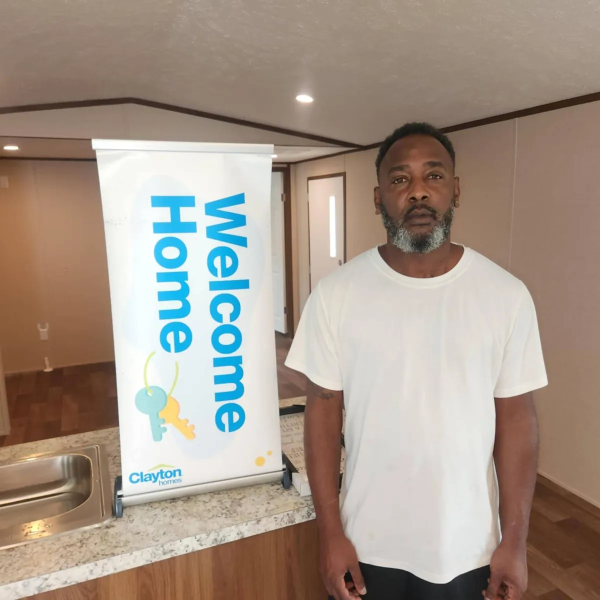 DESMOND W. welcome home image