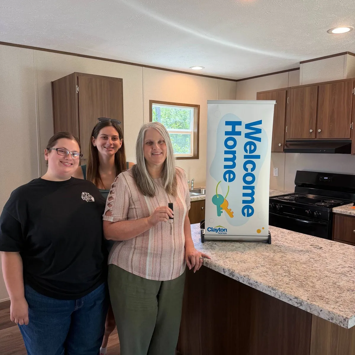 Lauraine F. welcome home image