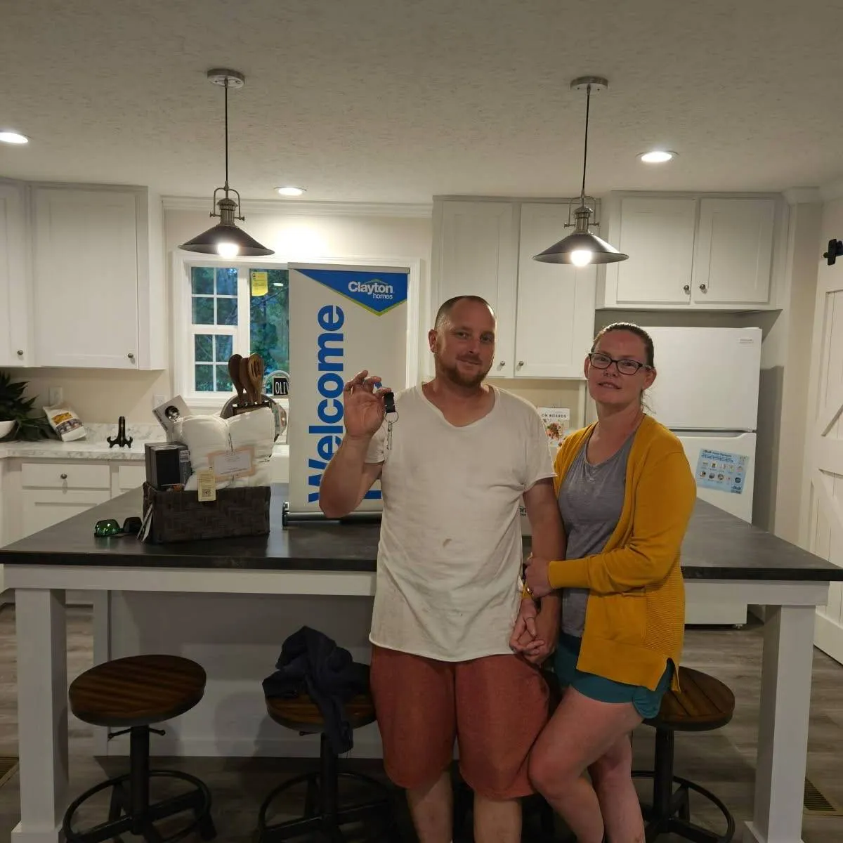 WILLIE R. welcome home image