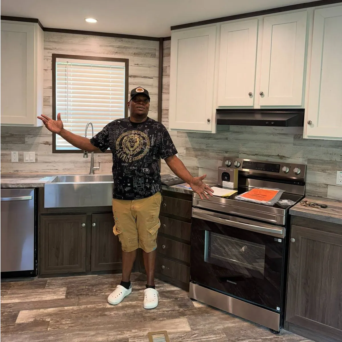 DANIELLE D. welcome home image