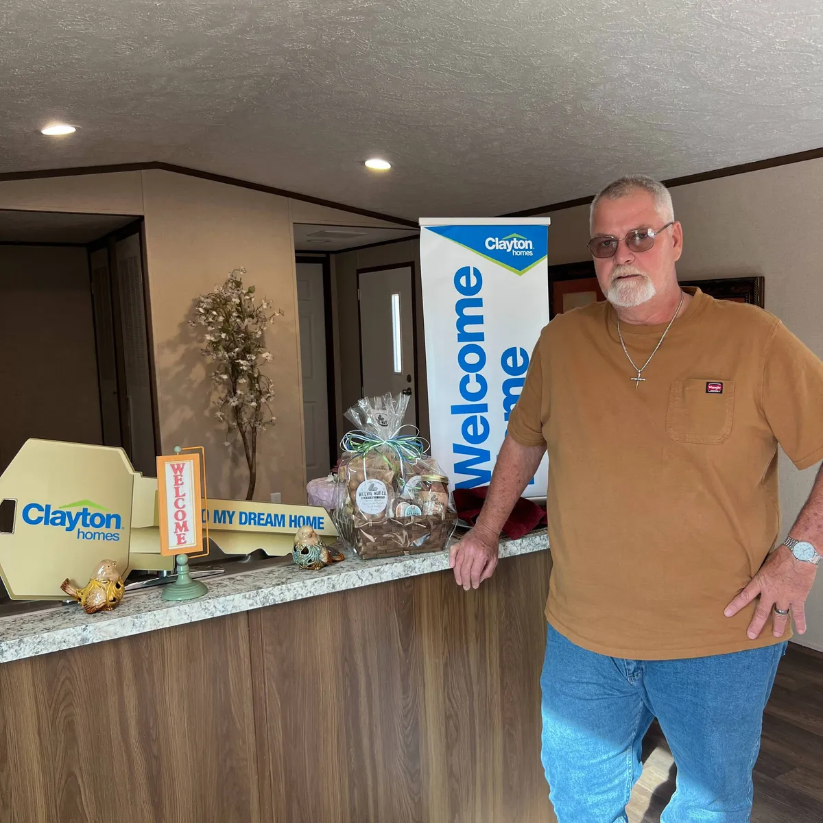 STEVE W. welcome home image