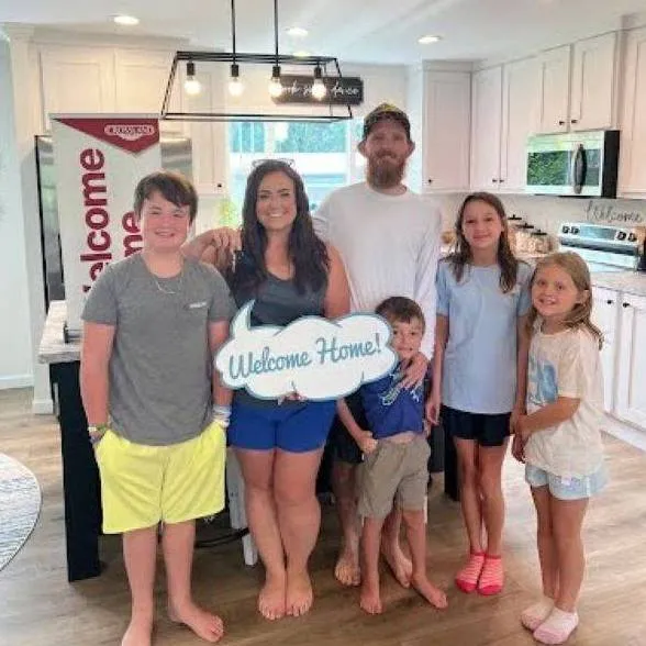 RACHEL L. welcome home image
