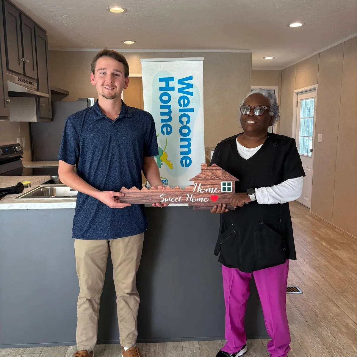 Suzanne G. welcome home image