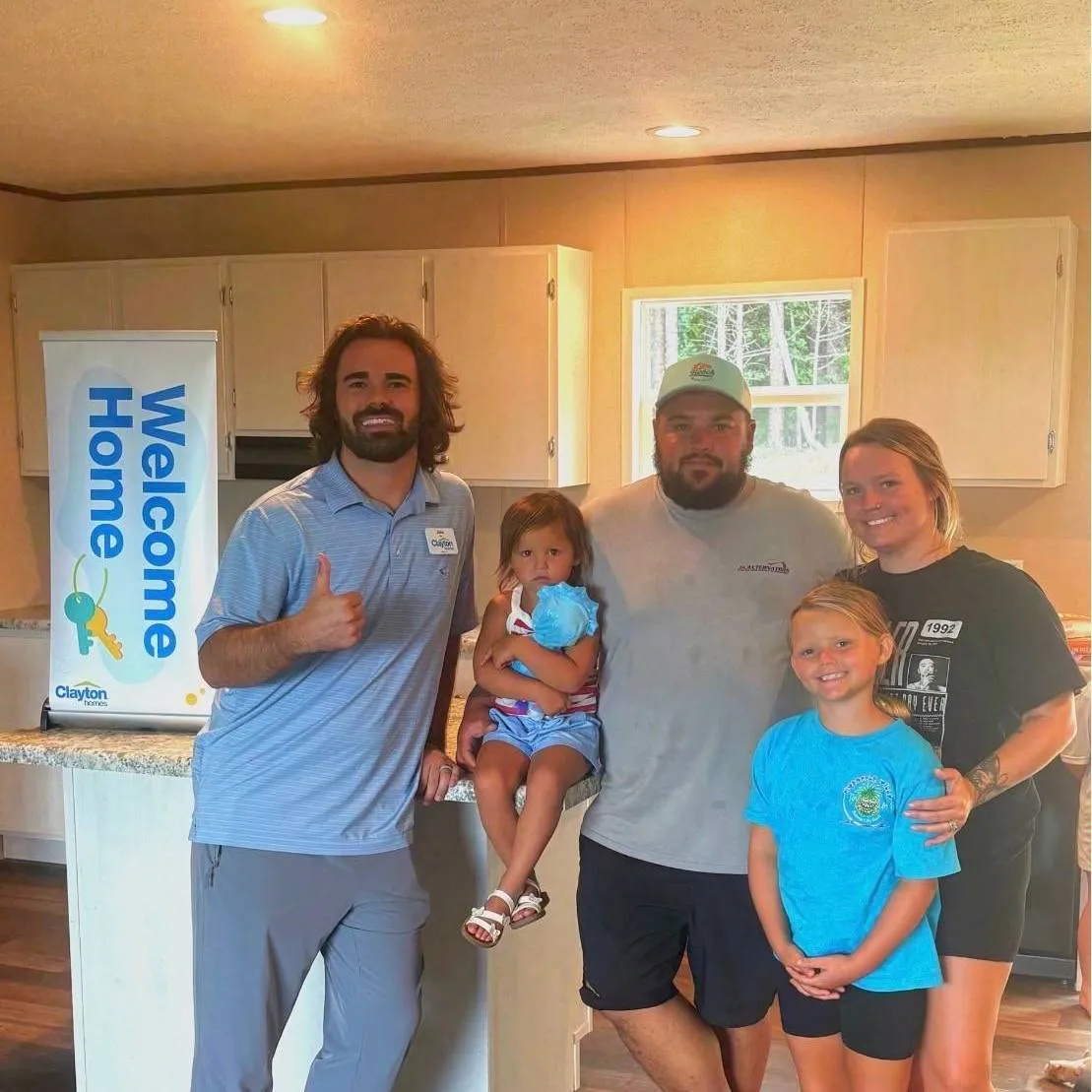 BRADLEE R. welcome home image