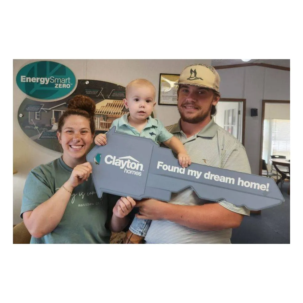 LAUREN S. welcome home image