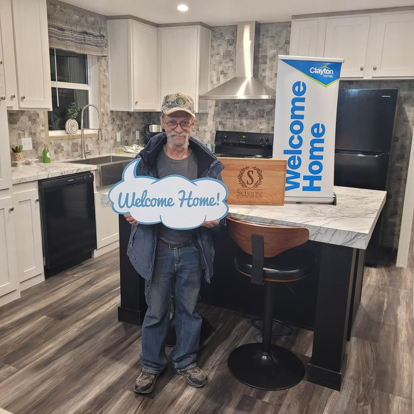DALE S. welcome home image