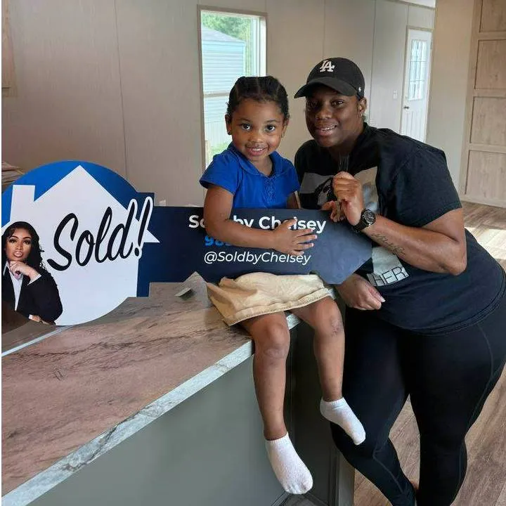 MARKEIA F. welcome home image