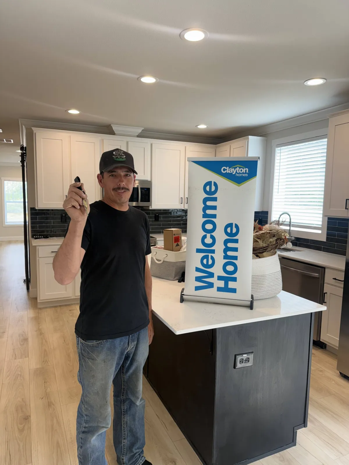 SERGIO ALFREDO M. welcome home image