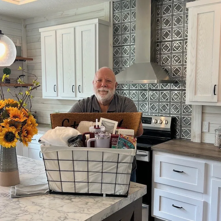 LEONARD C. welcome home image
