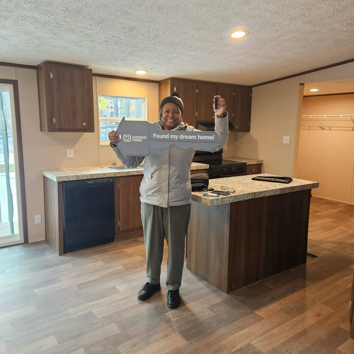 PHYLLIS S. welcome home image