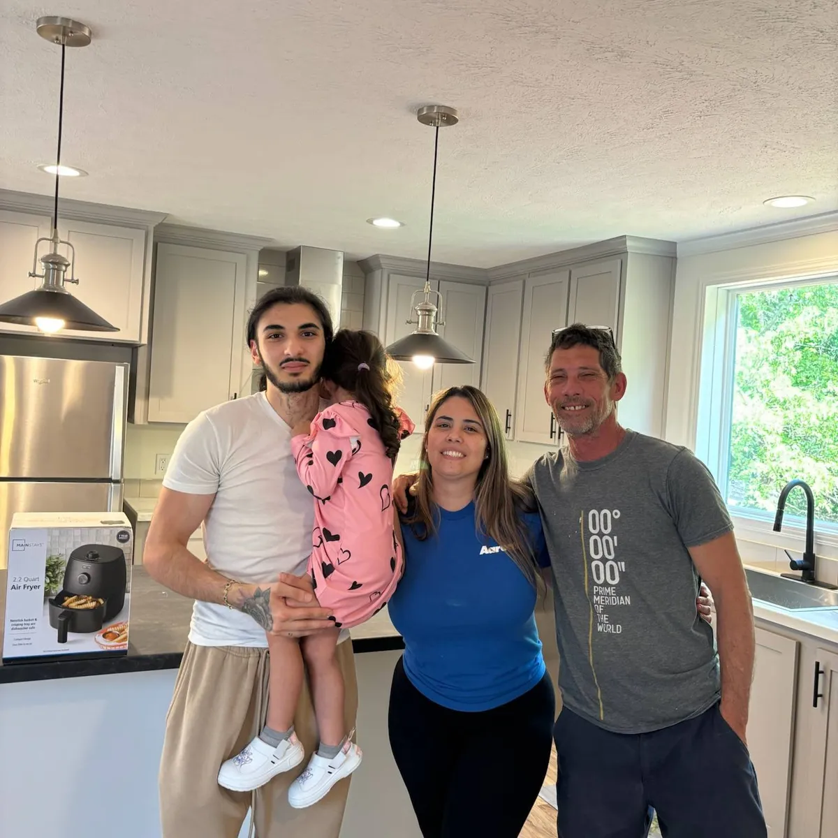 LAURA R. welcome home image