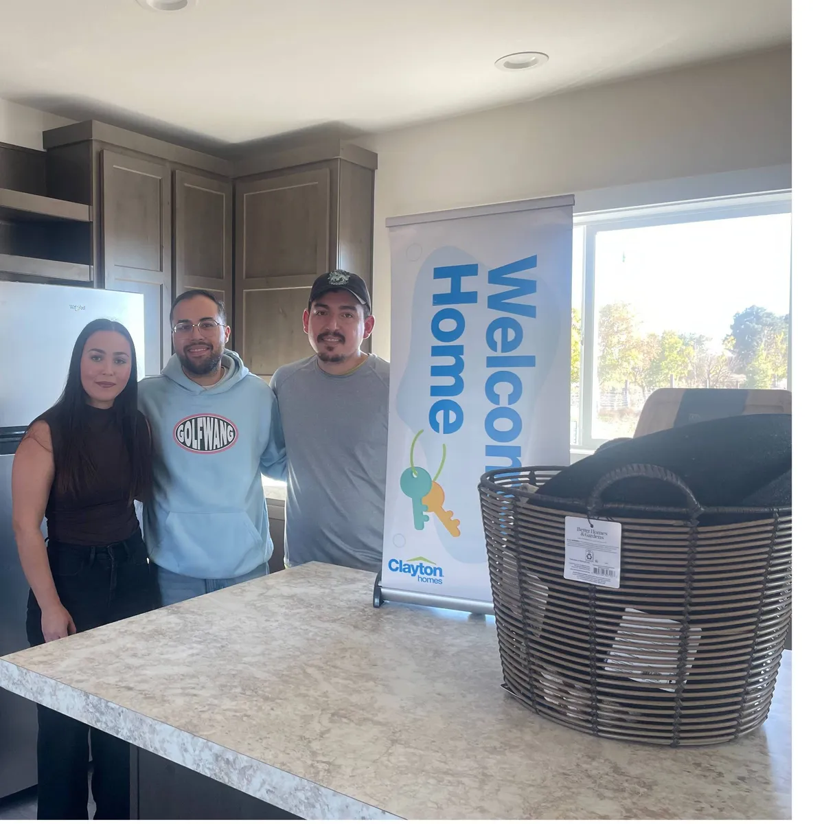 Alejandra O. welcome home image