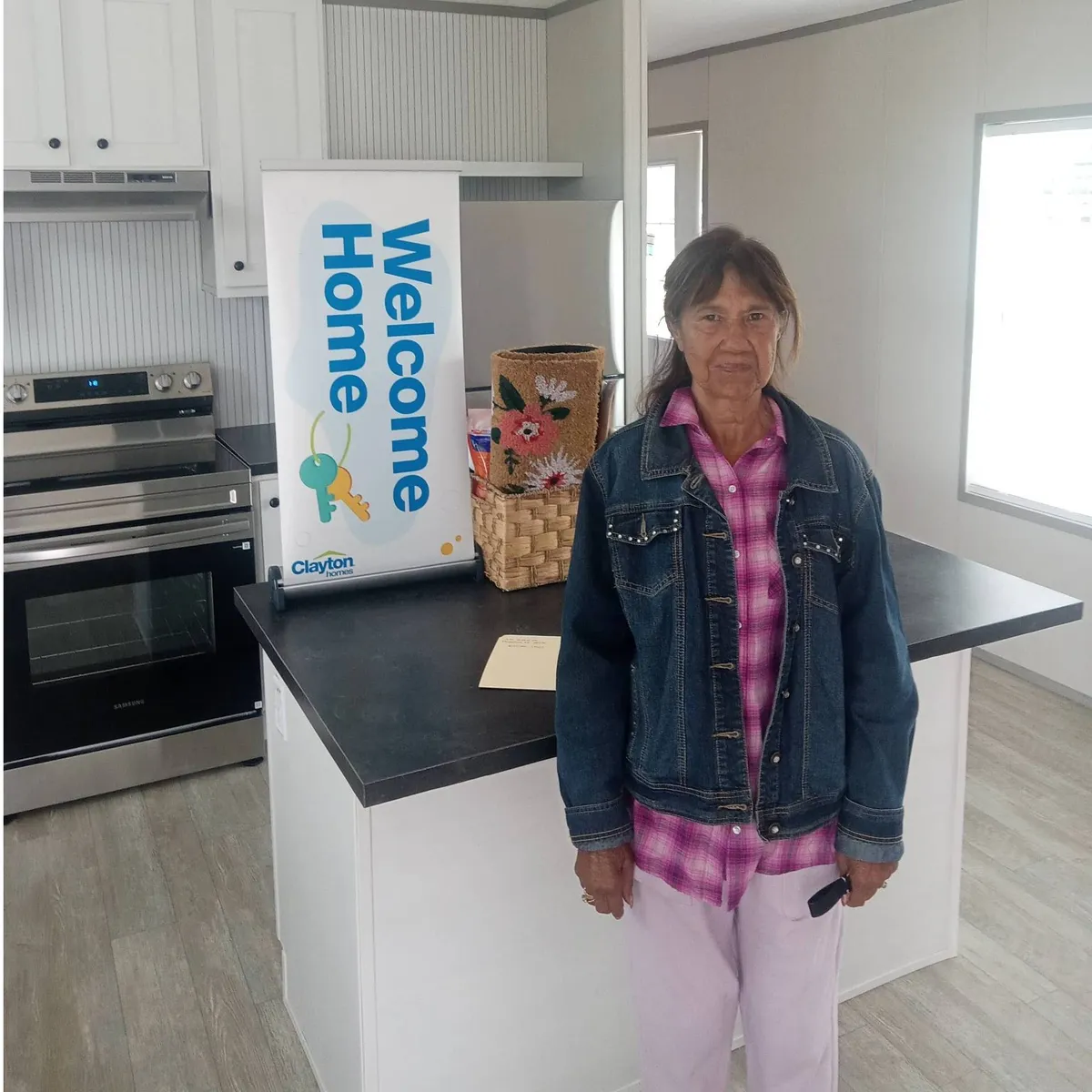 Frances B. welcome home image