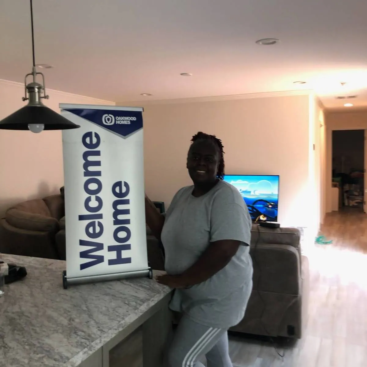 KIMBERLY B. welcome home image