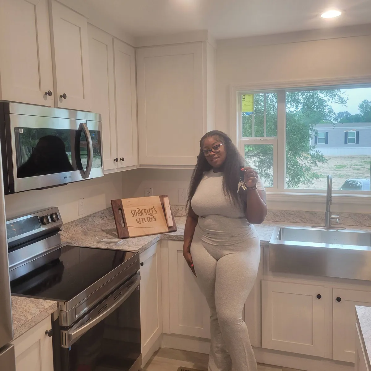 SHAWNECE L. welcome home image