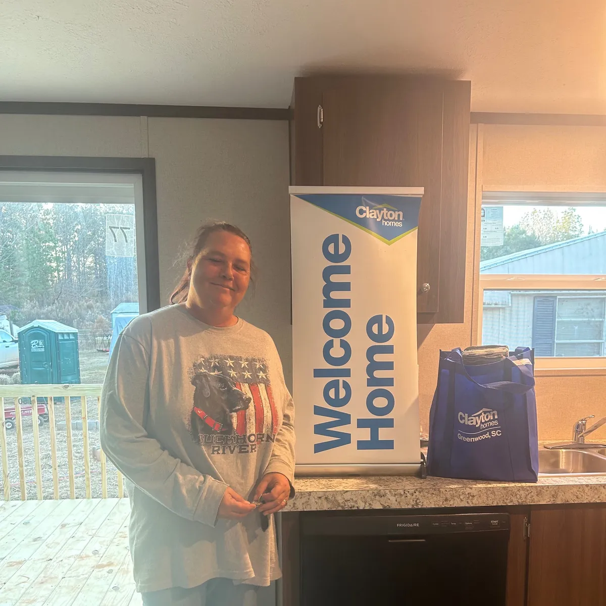 SHANNON MARIE E. welcome home image