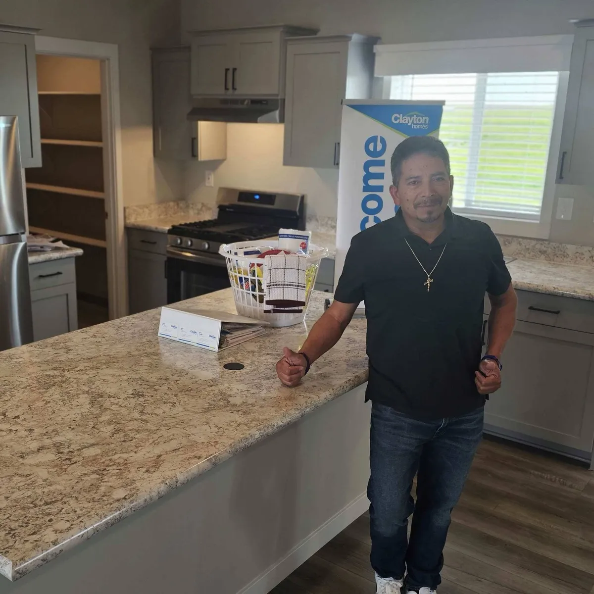 RUBEN JACOBO B. welcome home image