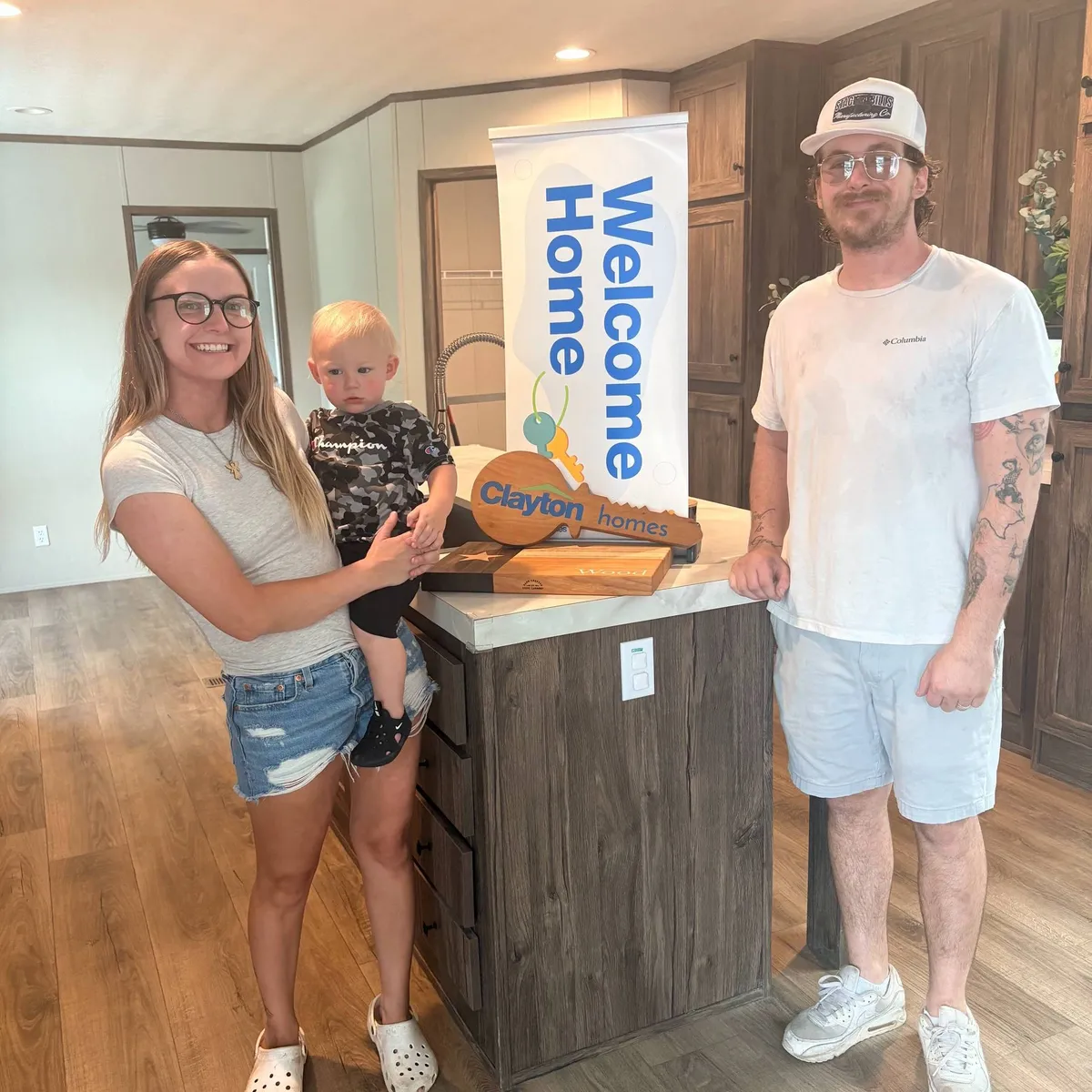 ROBERT W. welcome home image