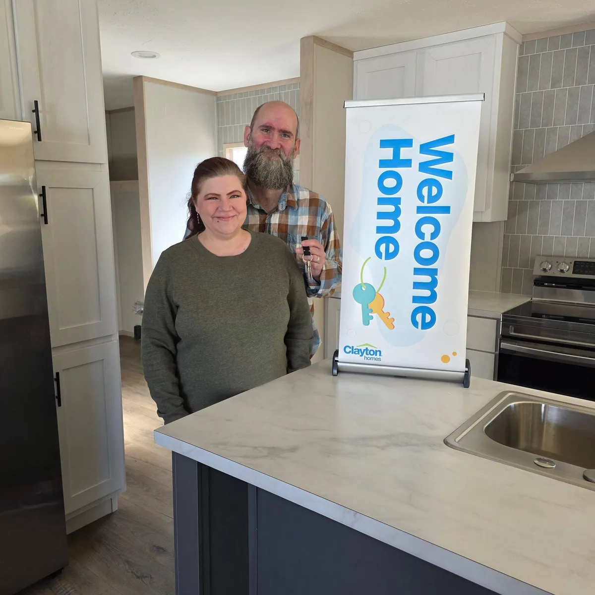 SHANNON DEWAYNE T. welcome home image