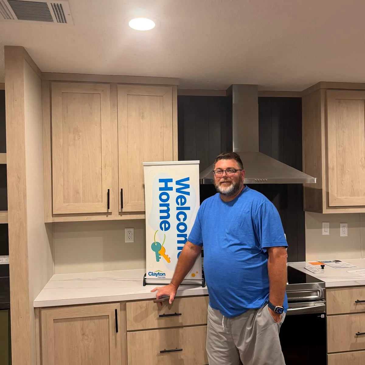 SCOTT W. welcome home image