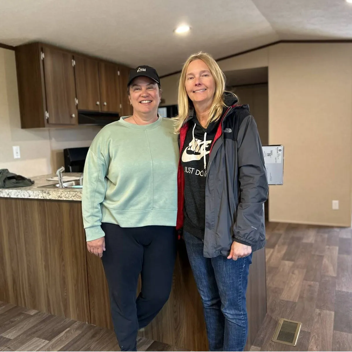KIMBERLY B. welcome home image