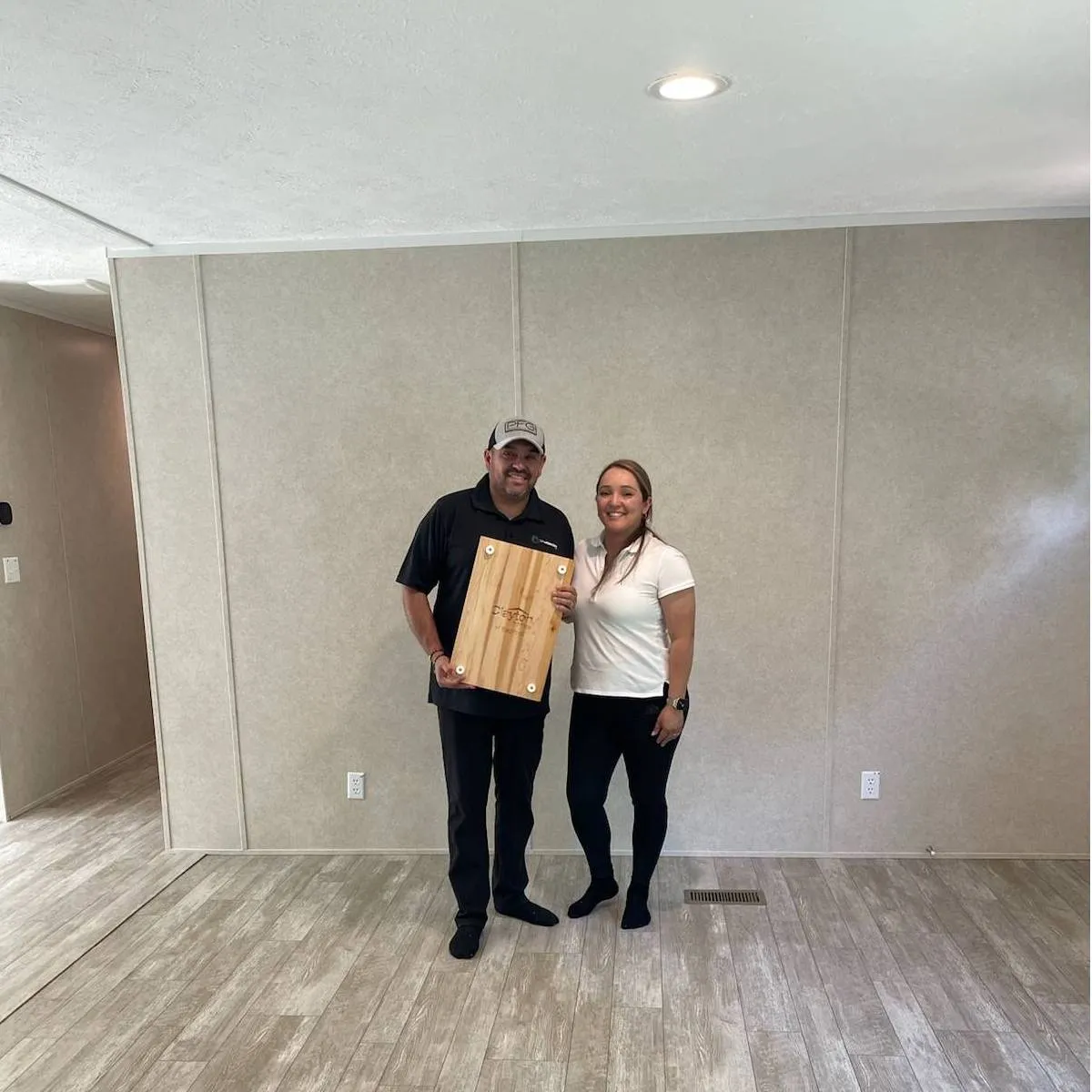 DM R. welcome home image