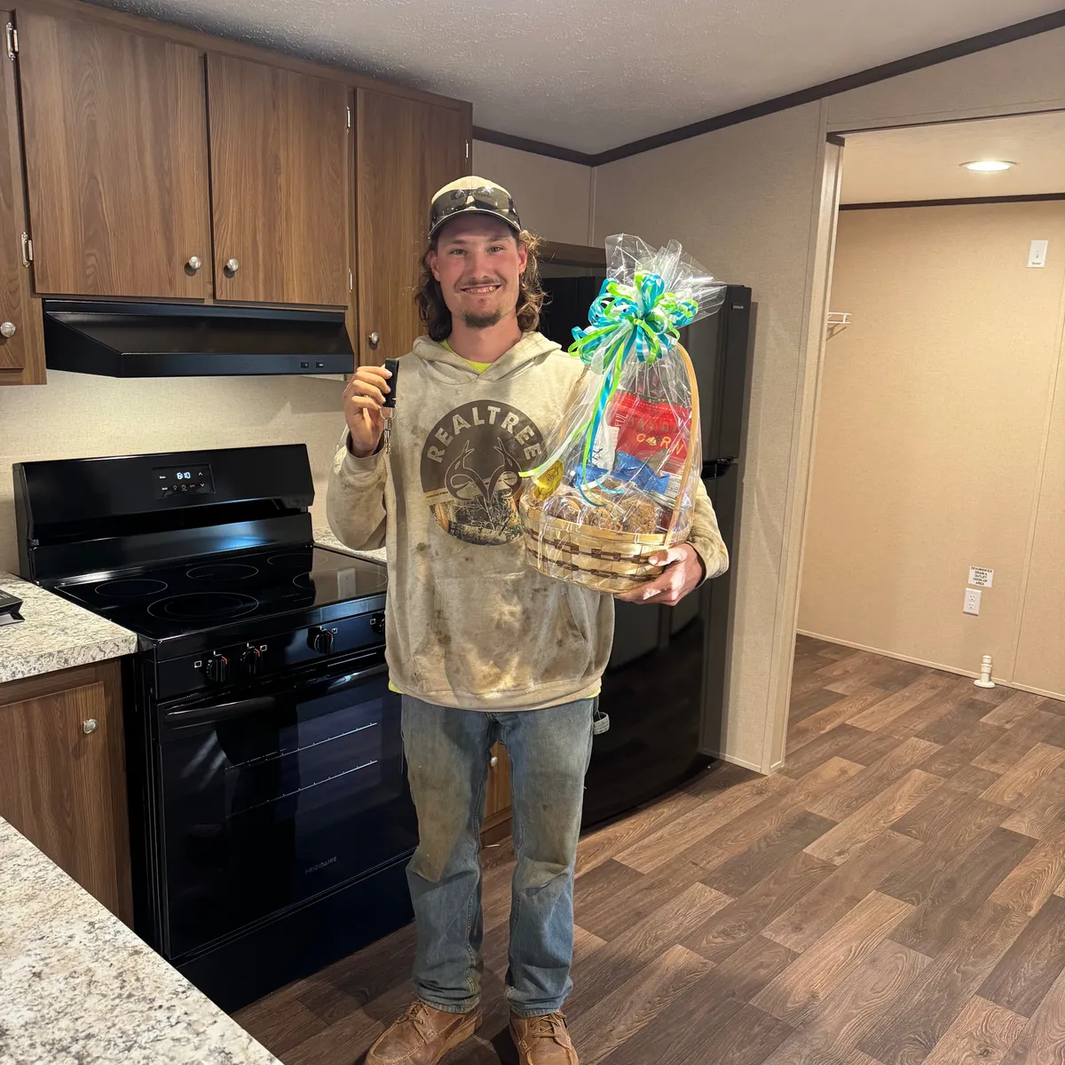 RICHARD E. welcome home image