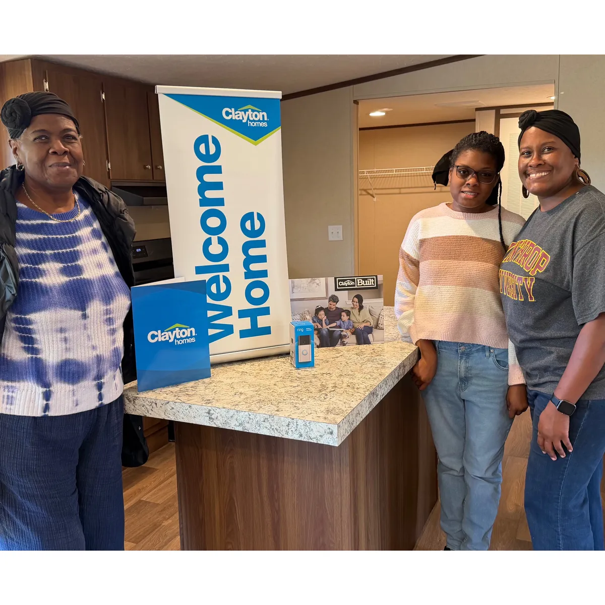 YOLANDA M. welcome home image