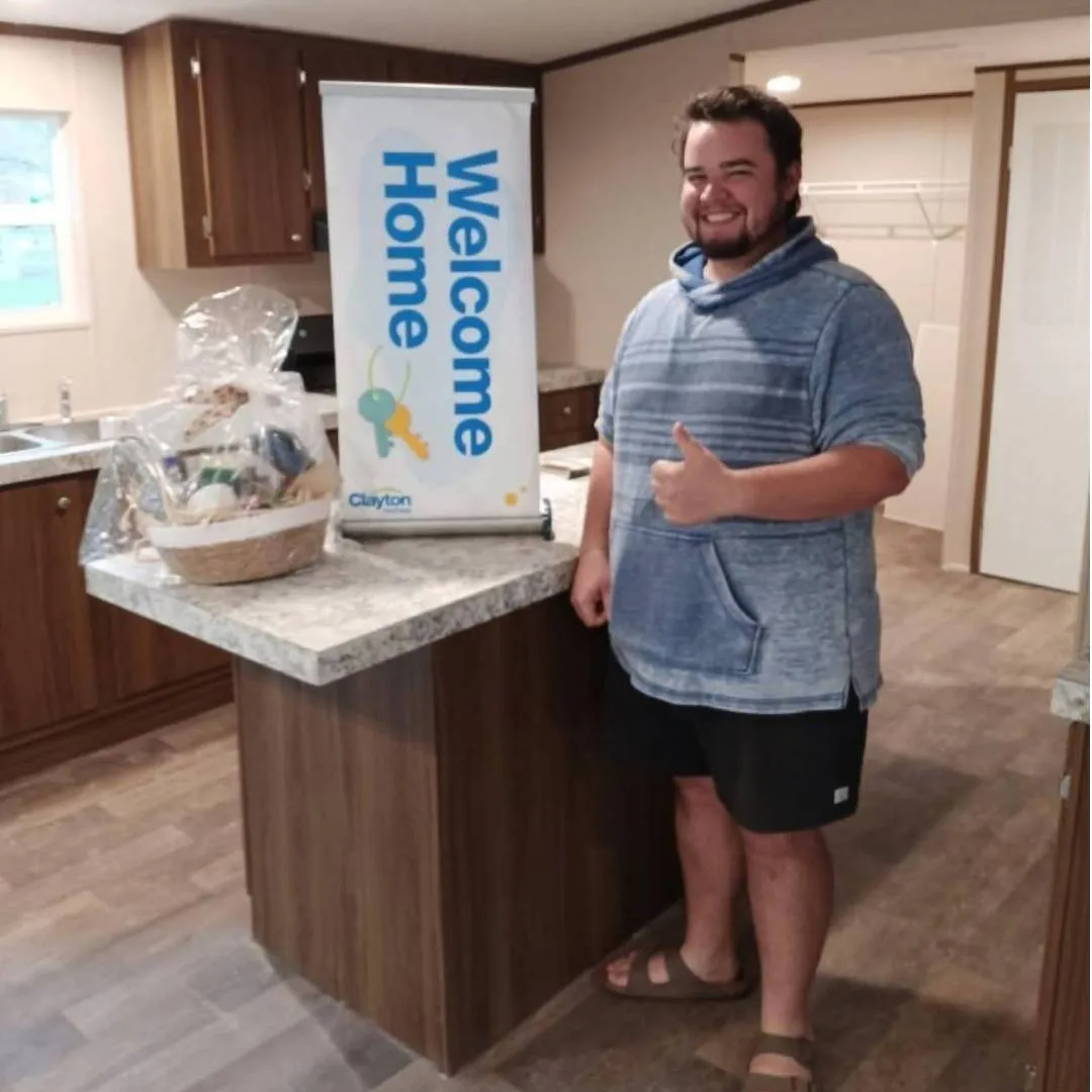 UNIVERSITY OF K. welcome home image