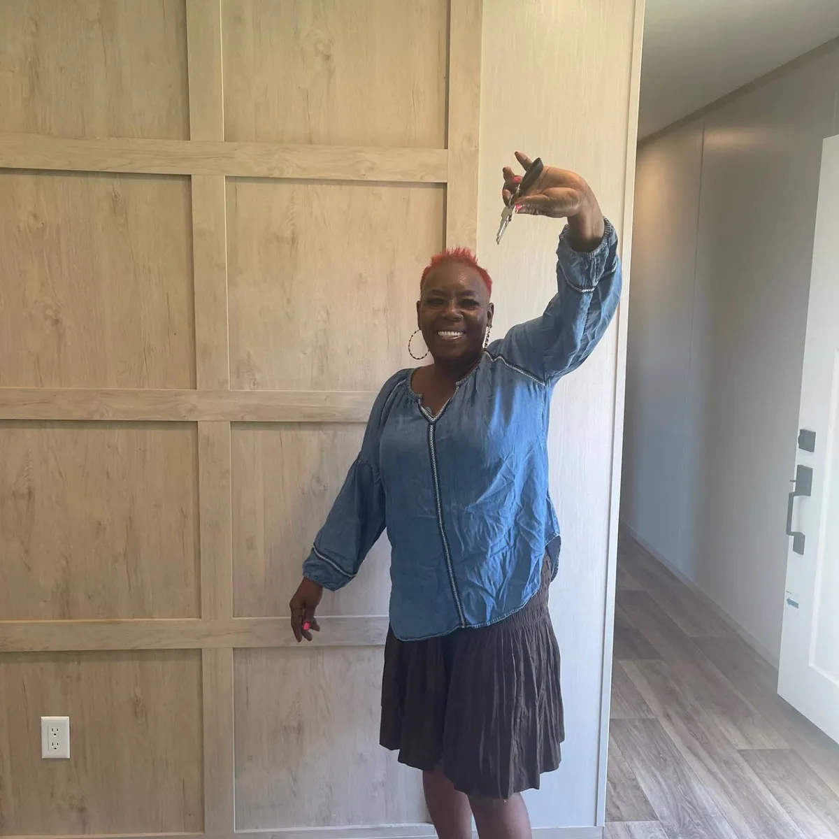 Selina S L. welcome home image