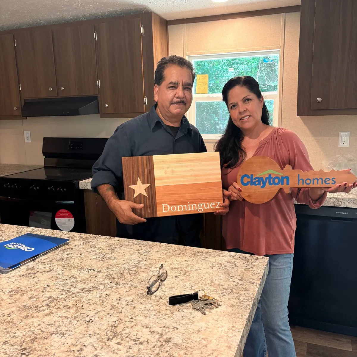 GUSTAVO D. welcome home image