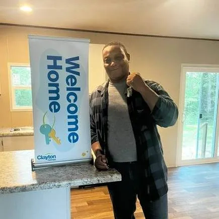 LEE W. welcome home image