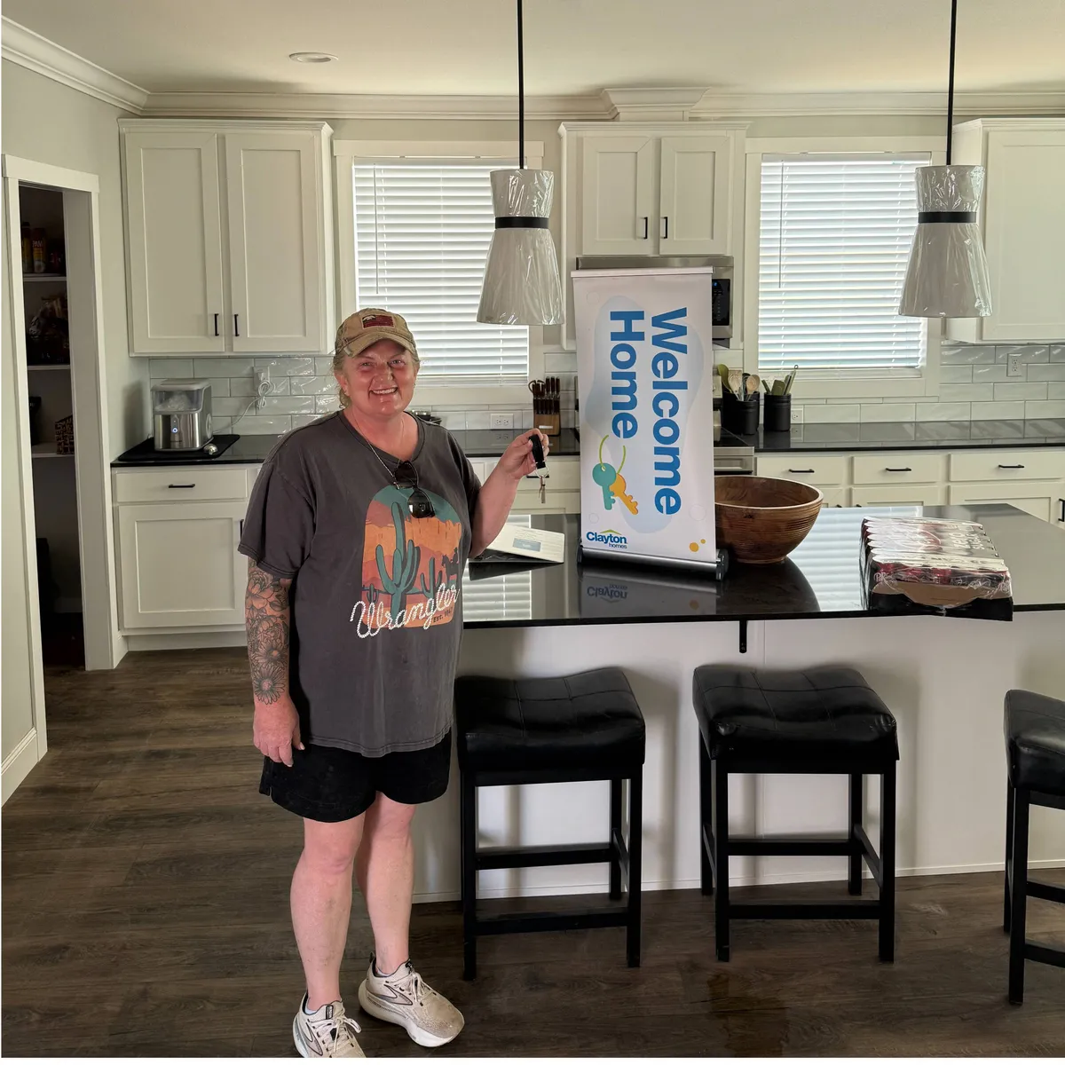 KENDRA O. welcome home image