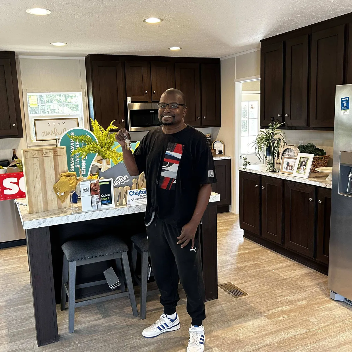 KEVIN W. welcome home image