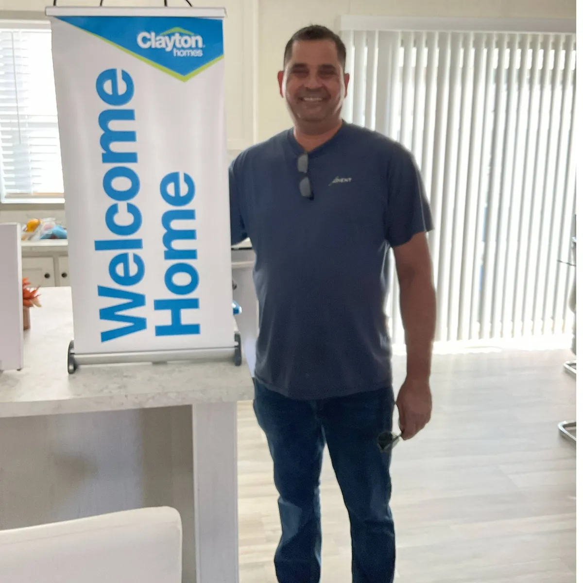 LISNOIDIS G. welcome home image