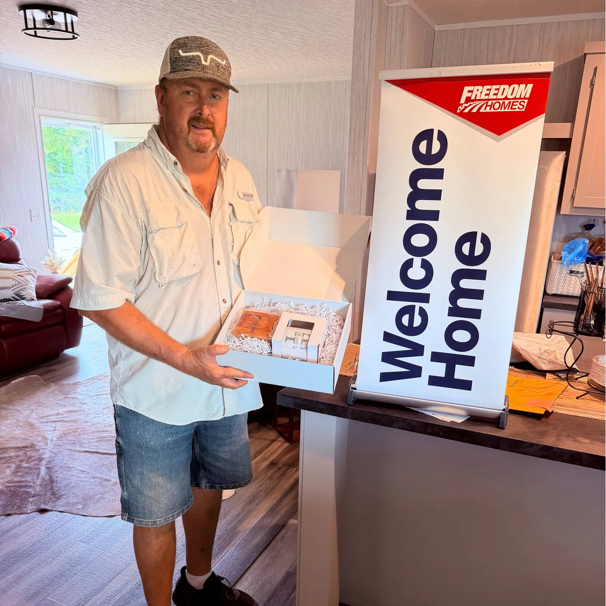 WAYBORN LYNN T. welcome home image