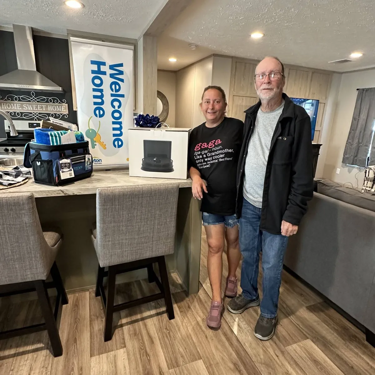 LINDA K. welcome home image