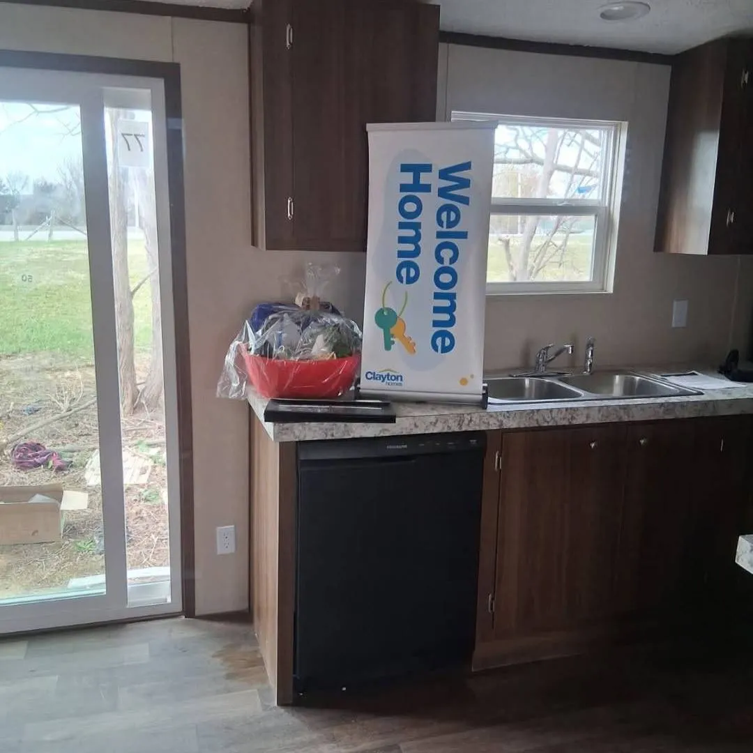 LOIS L. welcome home image